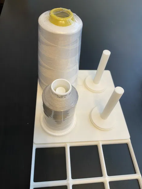 Chân Cuộn Chỉ Lớn Cho Gridfinity Kiểu Overlock - Image 2