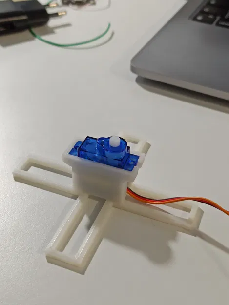 Đế Gắn Servo SG90 Để Bàn - Image 1