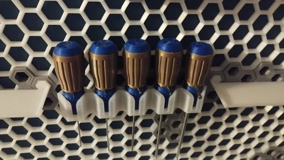 Tay Cầm Lục Giác Kiểu Tổ Ong - Image 1