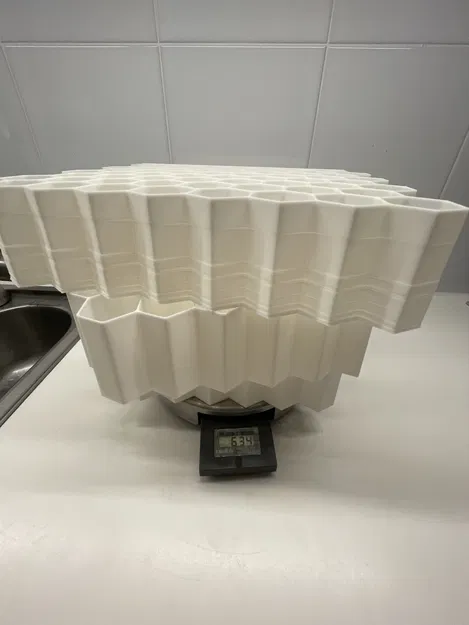 Giá đỡ sơn dạng chai nhỏ giọt treo tường - Image 10