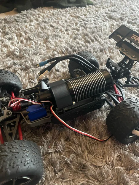 Chuyển đổi động cơ Traxxas E-Revo 1/16 2200kv - Image 1