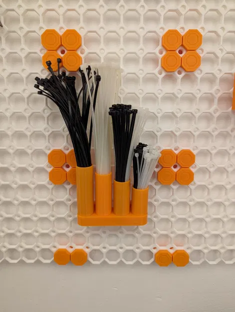 Kẹp Giữ Dây Cáp Cho Multiboard - Image 1