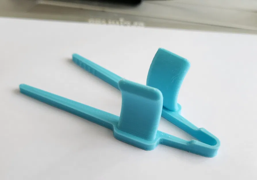 Kẹp Gắp Ngón Tay - Image 2