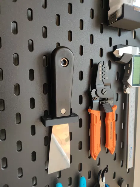 Giá đỡ Skadis cho dụng cụ cạo Creality - Image 1