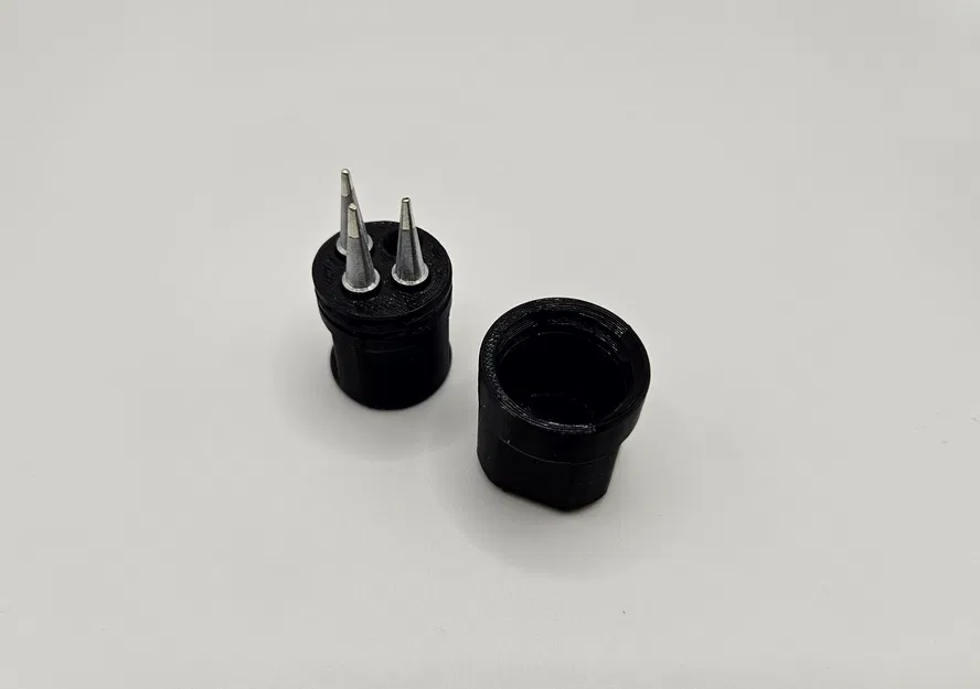 Hộp Đựng Mũi Hàn - Image 1