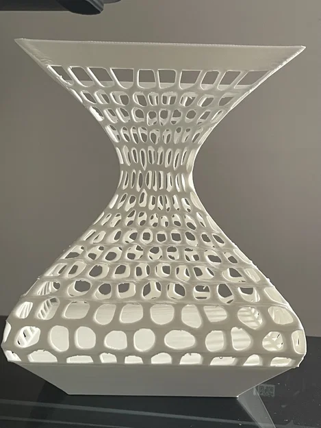 Chậu Hoa Voronoi - Image 1