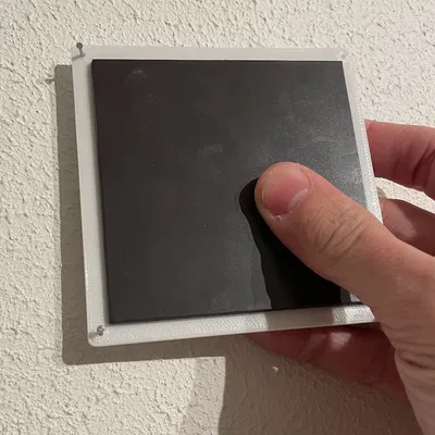 Pat gắn Displate lên tường tô xi măng (4 đinh)