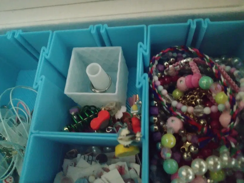 Hộp Nhẫn Chần Bông - Image 2