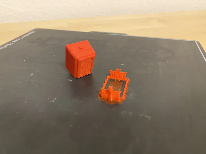 Mô hình Cooler Igloo Little Playmate Tỷ lệ 1/10 - Nhiều màu - Lắp ghép - Dễ tháo gá đỡ - Image 4