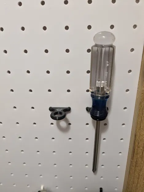 Kệ đựng tua vít gắn Pegboard - Image 1