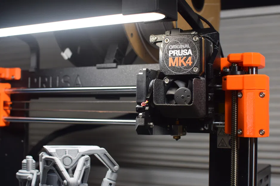 Giá đỡ MK4 cho Thanh đèn Philips Hue Play - Image 5