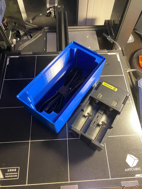 Kệ Sạc Intellicharger i2 Chuẩn Gridfinity 2x4 - Image 2