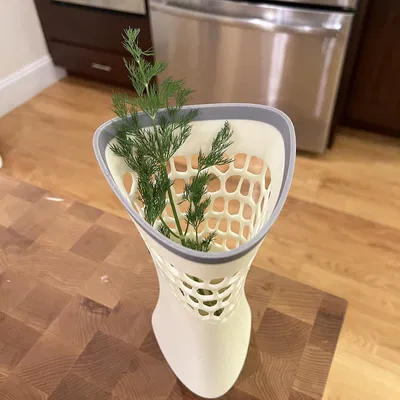 Bình Hoa Số 4: Nhìn Xuyên Qua