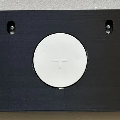 Giá treo tường cho Fire HD 10 Plus kèm Sạc Không Dây