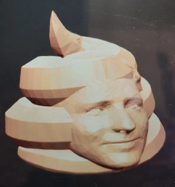 Justin Trudeau Đống Phân - Image 1