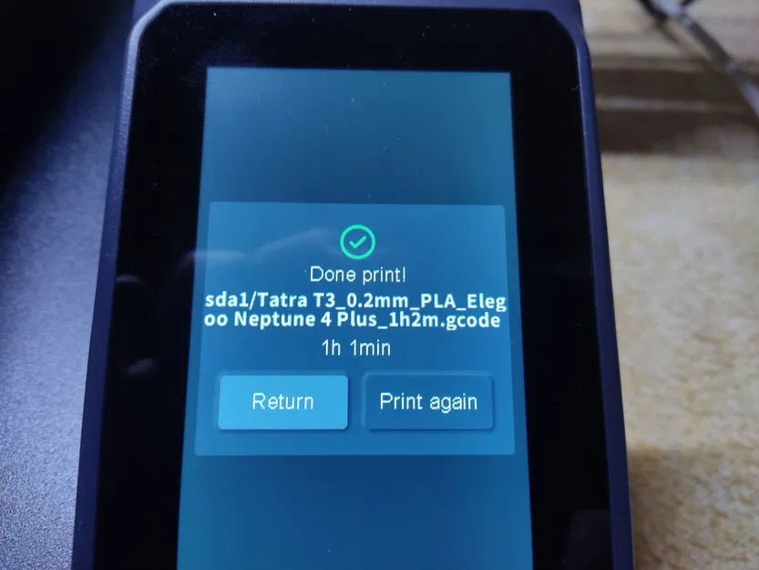 Mô Hình Xe Điện Tatra T3 - Image 3