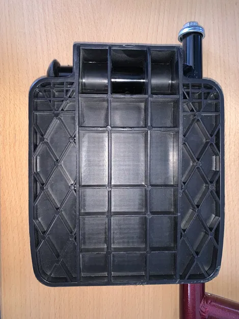 Sửa Chân Bệ Bước Xe Lăn Đẩy Bị Sập Xuống - Image 4