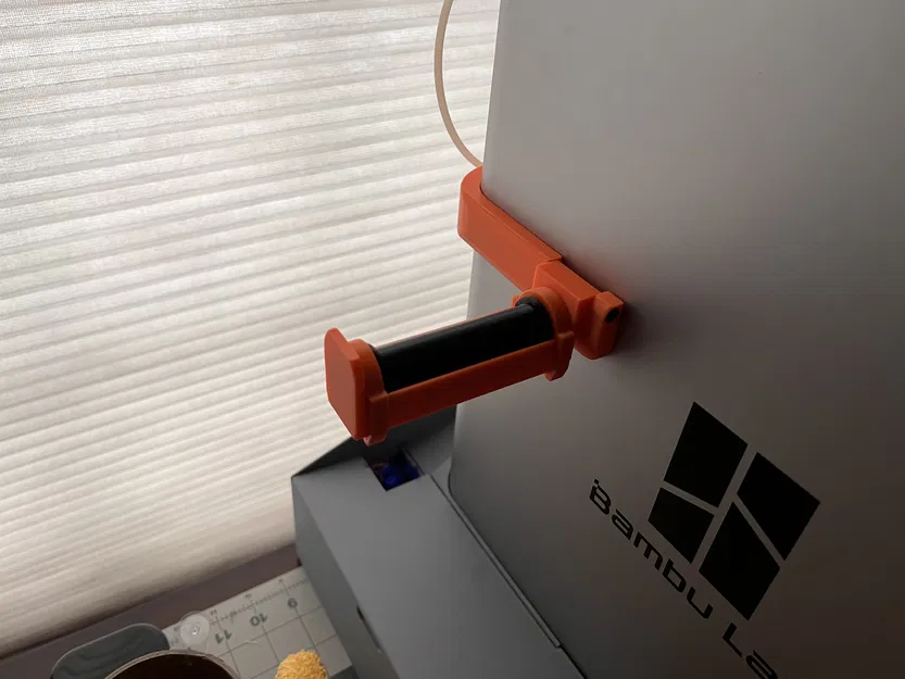 Giá đỡ cuộn chỉ Bambu Lab X1C/P1S/P1P Gập Bánh Xe Gắn Bên Hông Có Dẫn Hướng PTFE - Image 1