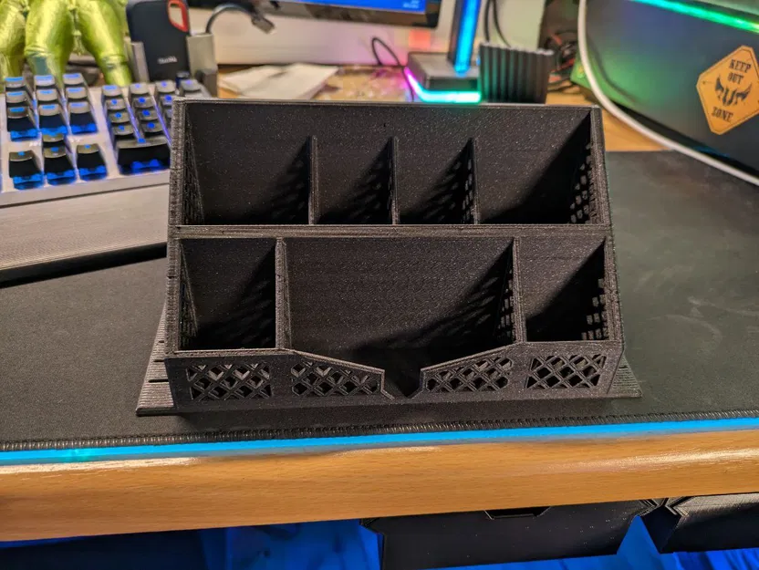 Chân giữ USB & thẻ SD đối xứng để bàn - Image 5