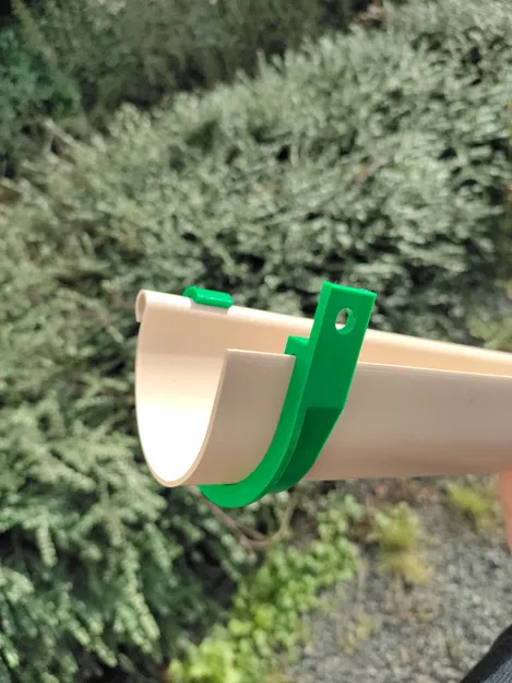 Móc Treo Ống Nước Mưa PVC 160mm - Image 1