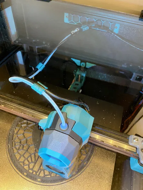 Kẹp giữ ống Bowden và cáp CANbus / USB - Image 3