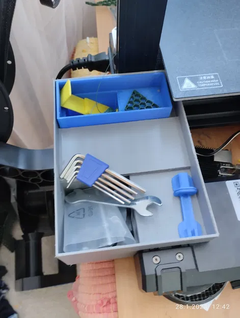 Hộp dụng cụ và Gạt tàn Kobra 2 neo hoặc Gạt tàn lớn - Image 2