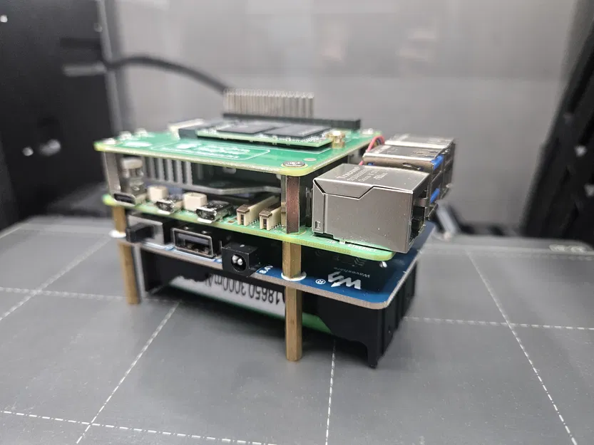 Vỏ Case cho Raspberry Pi5 Server kèm UPS và M.2 Hat - Image 2