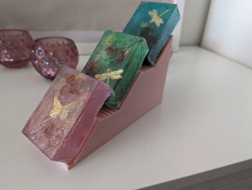 Kệ Trưng Bày 3 Tầng - Image 1