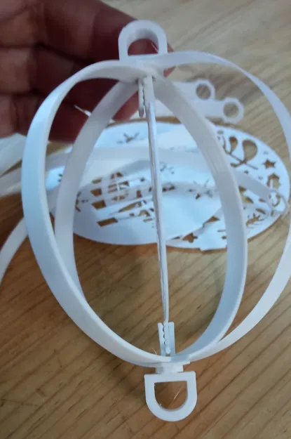 Quả Cầu Giáng Sinh 2D thành 3D - Image 3