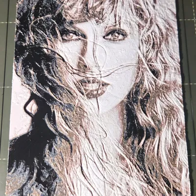 Taylor Swift Ảnh "Bìa Tạp Chí Time 2023" Hueforge