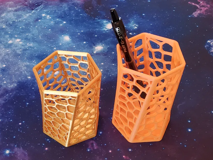 Chân Cắm Bút Voronoi - Image 1