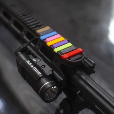 Kẹp ray để quản lý cáp