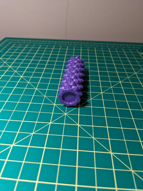 Giá đỡ GPU Họa tiết Lục giác - Image 3