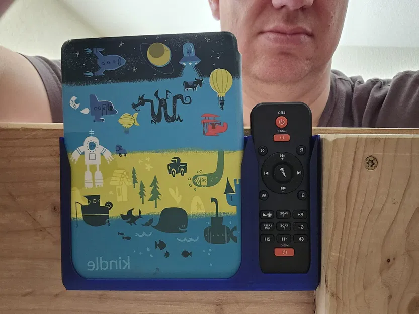 Giá đỡ Kindle & Remote Máy Chiếu "Thiên Hà" Đầu Giường - Image 1