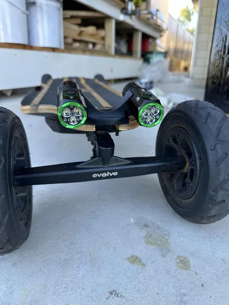 Giá đỡ đèn mũi Evolve Skateboards Hadean và GTR - Image 1
