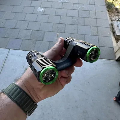 Giá đỡ đèn mũi Evolve Skateboards Hadean và GTR