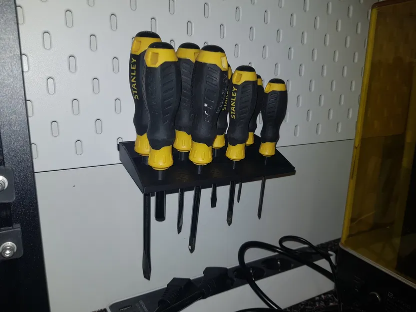 Chân Cắm Tua Vít SKADIS - Image 1