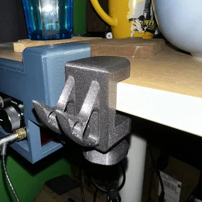 Kệ Tai Nghe Để Bàn Có Kẹp