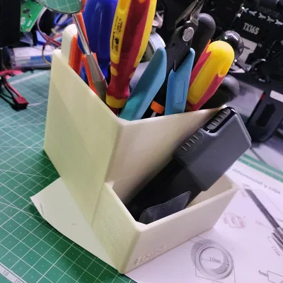 Hộp Đựng Bút Chì Cỡ Lớn