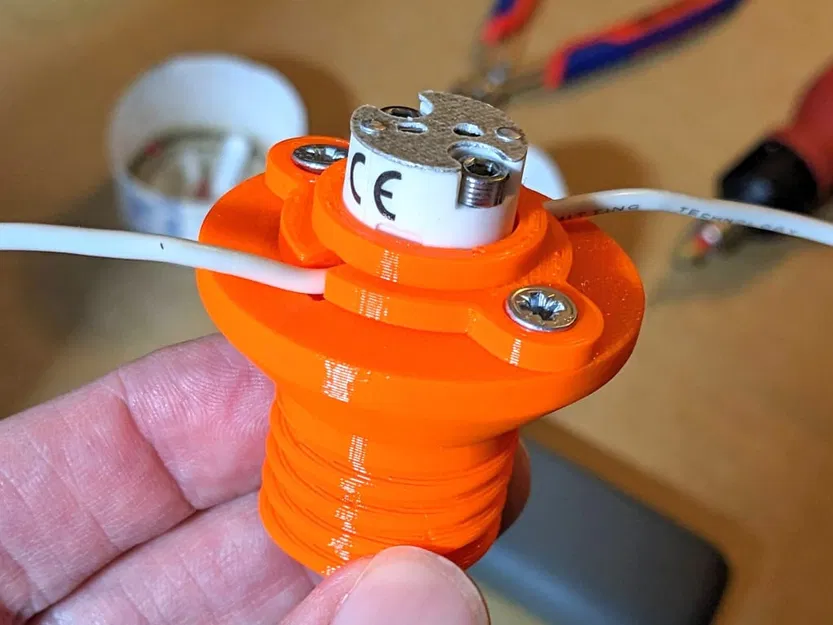 Bộ chuyển đổi E27 sang GU5.3 - Image 1