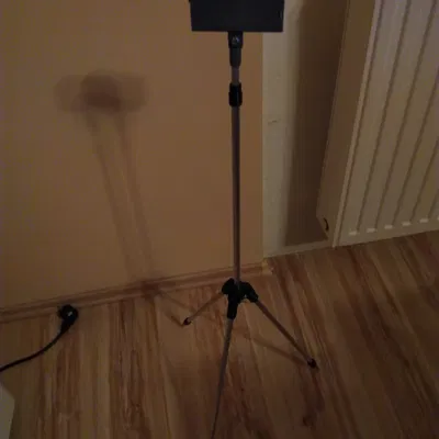 Chân đế 3 chân siêu nhẹ