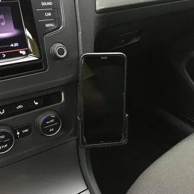 Đế giữ điện thoại iPhone X & XS kèm ốp da zin gắn ô tô