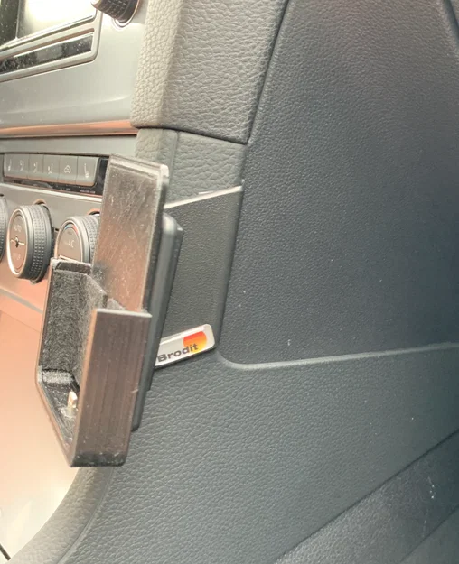 Đế giữ điện thoại iPhone X & XS kèm ốp da zin gắn ô tô - Image 6