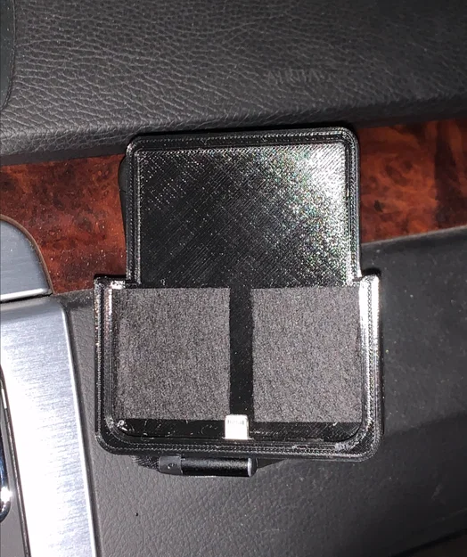 Đế giữ điện thoại iPhone X & XS kèm ốp da zin gắn ô tô - Image 9