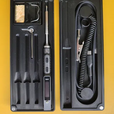 Hộp đựng mỏ hàn TS101 / TS100 / v.v. có ngăn chứa cáp, nắp nam châm