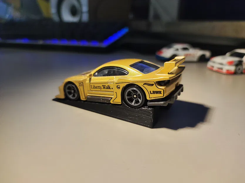 Giá đỡ trưng bày xe mô hình Hotwheels tỉ lệ 1/64 - Image 3