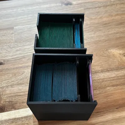 Magic The Gathering: EDH Deckbox - Đáy nông và có khía tay
