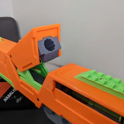 Yeetlance - Súng phóng phi tiêu bắn vỏ đạn độc đáo