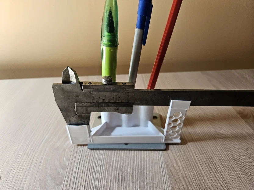 Khay đựng bút và thước kẹp - Image 4