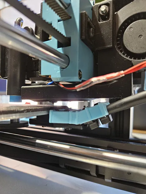 Giá đỡ cáp bàn nhiệt SV06 cho quạt 5015 của @ScatteredCollectable - Image 2